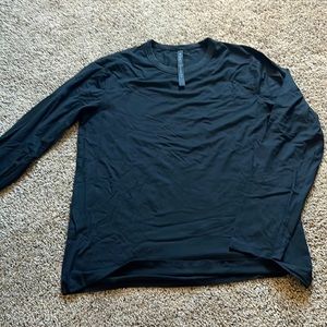 Men black lululemon long sleeve